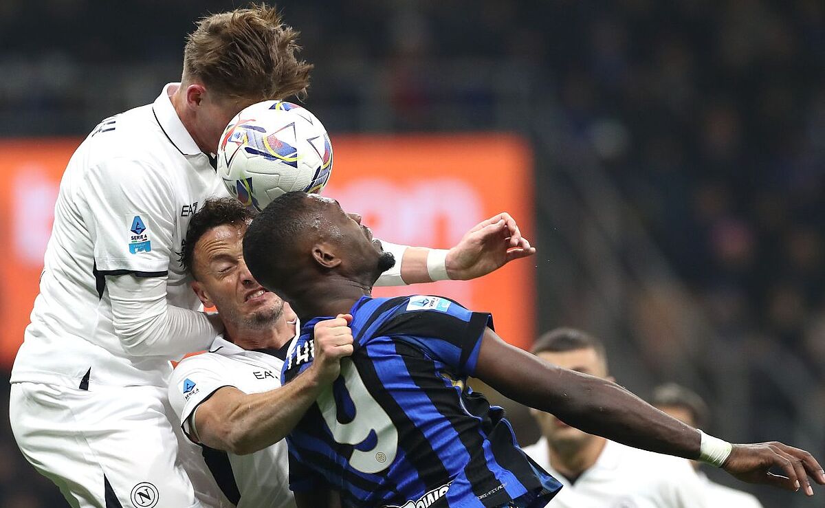 Napoli e Inter lo Scudetto dei bilanci