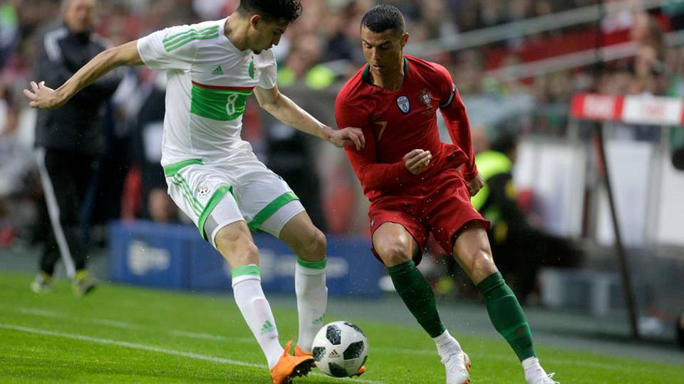 Dribbling Cristiano Ronaldo Portogallo-Algeria