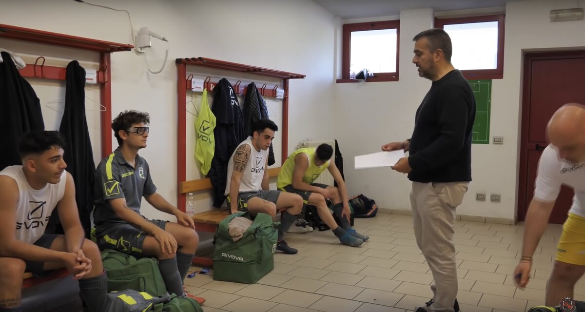 Zw Jackson Social Media Soccer: Il calcio dilettantistico raccontato su Youtube da ...