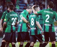 Pordenone che esulta