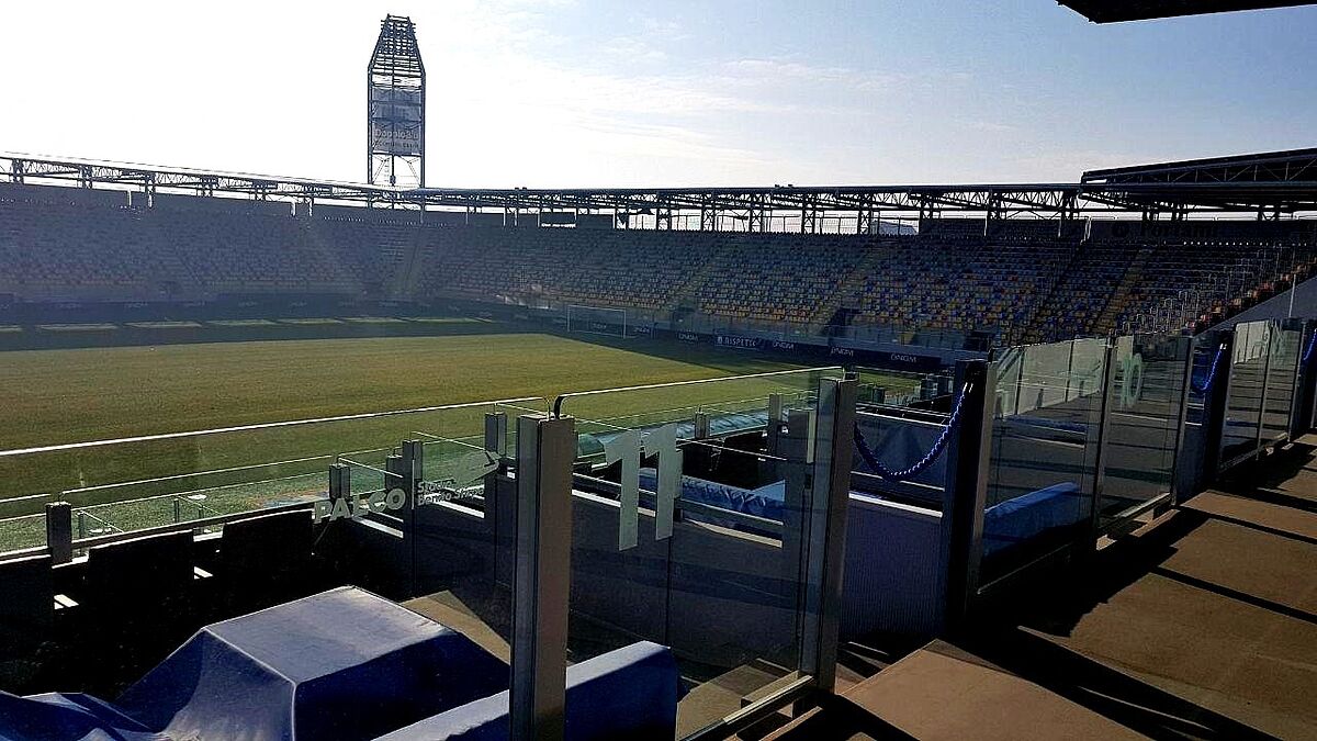 Frosinone terreno di gioco stadio Stirpe