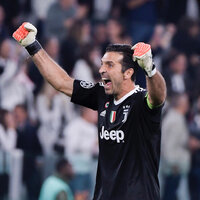 Buffon esulta