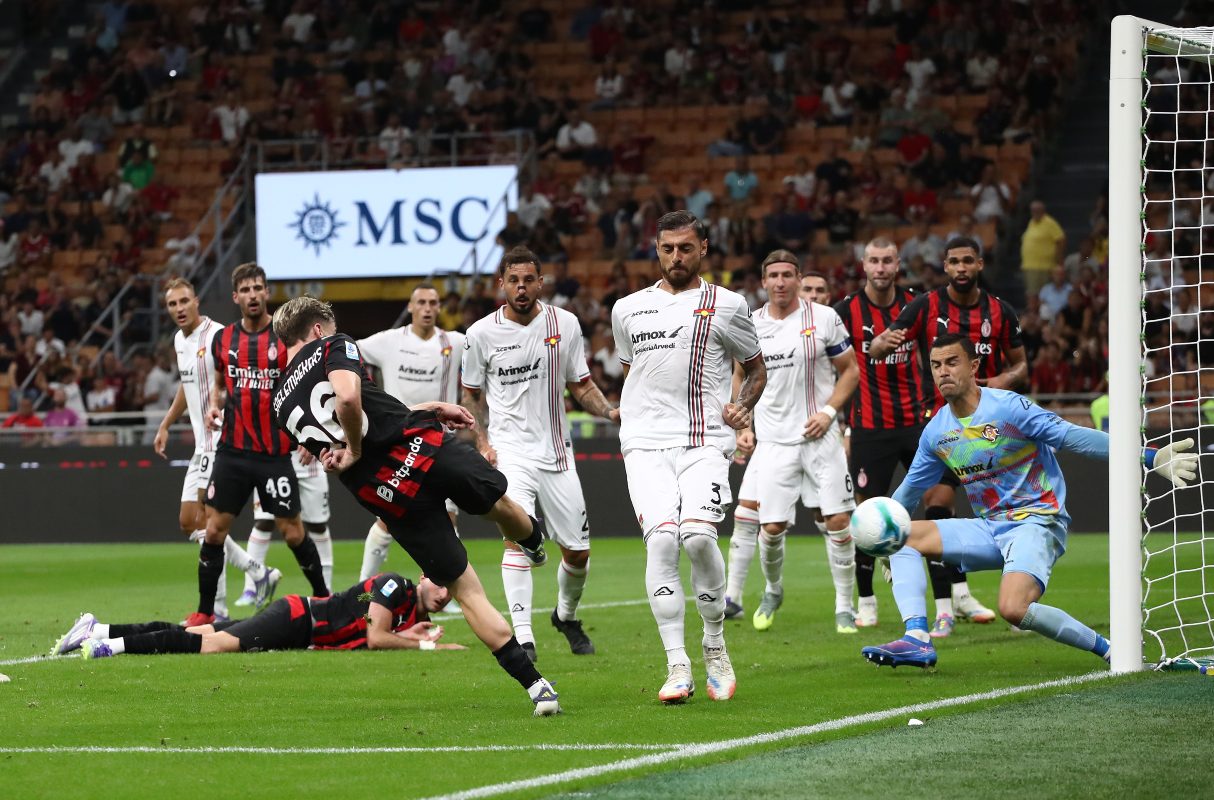 Calciomercato Milan Juventus Saelemaekers Vlahovic 