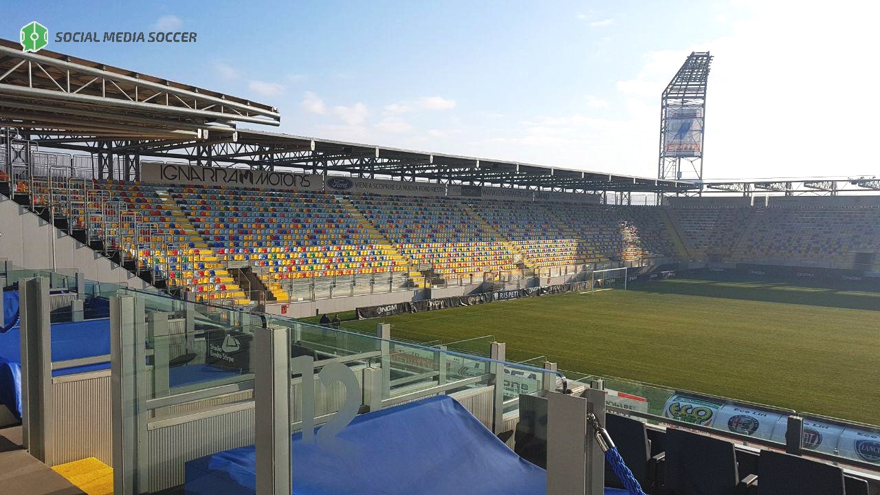 Tribuna